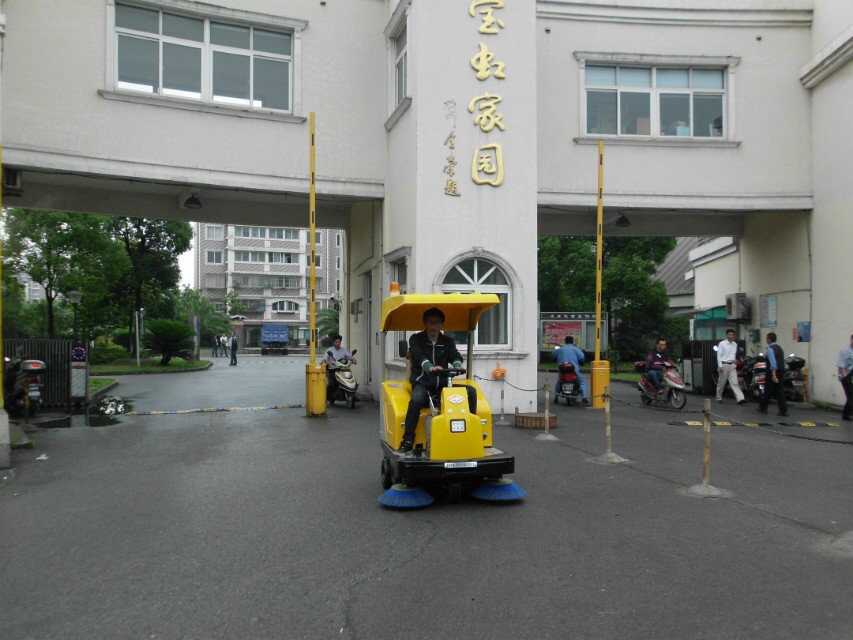 陜西農(nóng)貿(mào)市場用掃地車洗地機(jī)